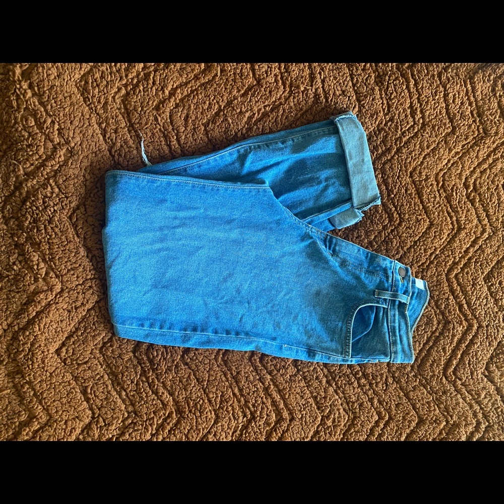 Distressed Mom‎ Jeans - Picture 4 of 5
